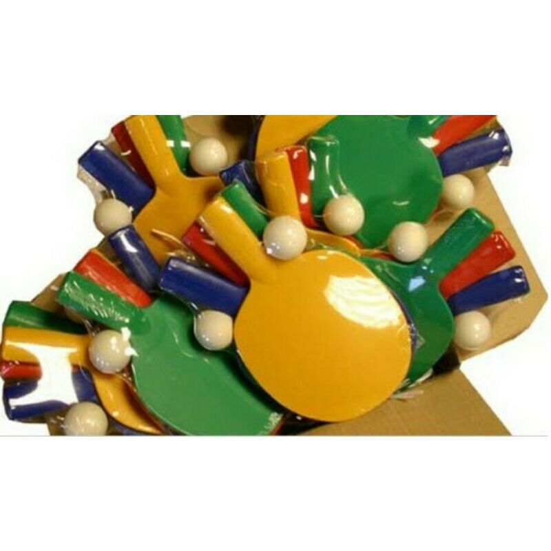 Doos met 2 batjes + 3 ballen.